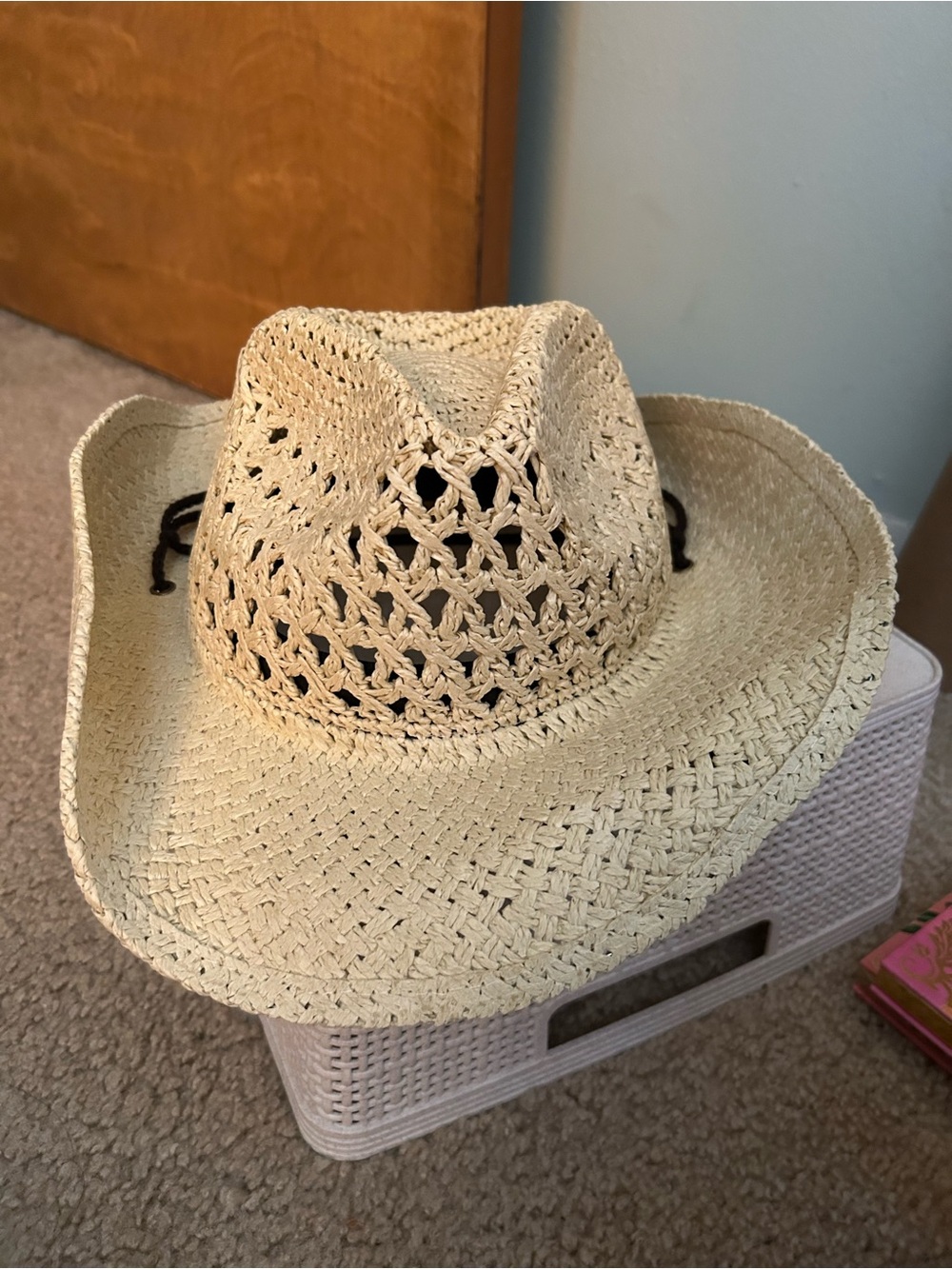 Fashion Nova Beige Straw Cowboy Hat